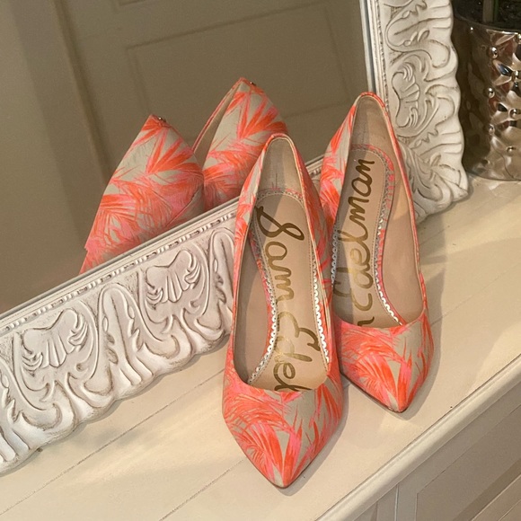 Sam Edelman Shoes - Sam Edelman Hazel Tropical Print Pointed Heels